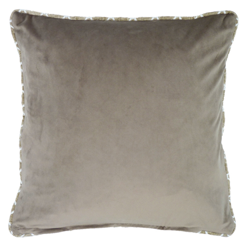 Classic Scallop, Putty - (45cm x 45cm) Cushion - Image 5